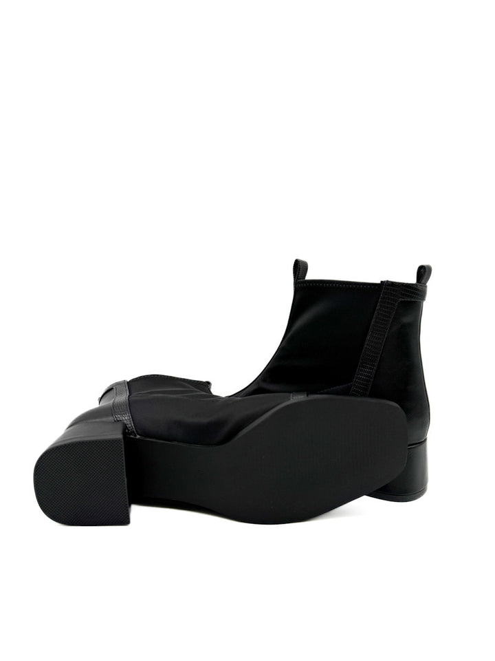 Botines Tacón Cuadrado Negras Texturizadas y Marrones Bicolor