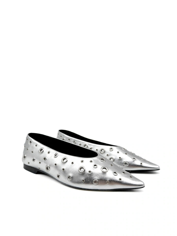 Bailarinas de Punta Afilada Y Ojales Metálicos, Corina M5610