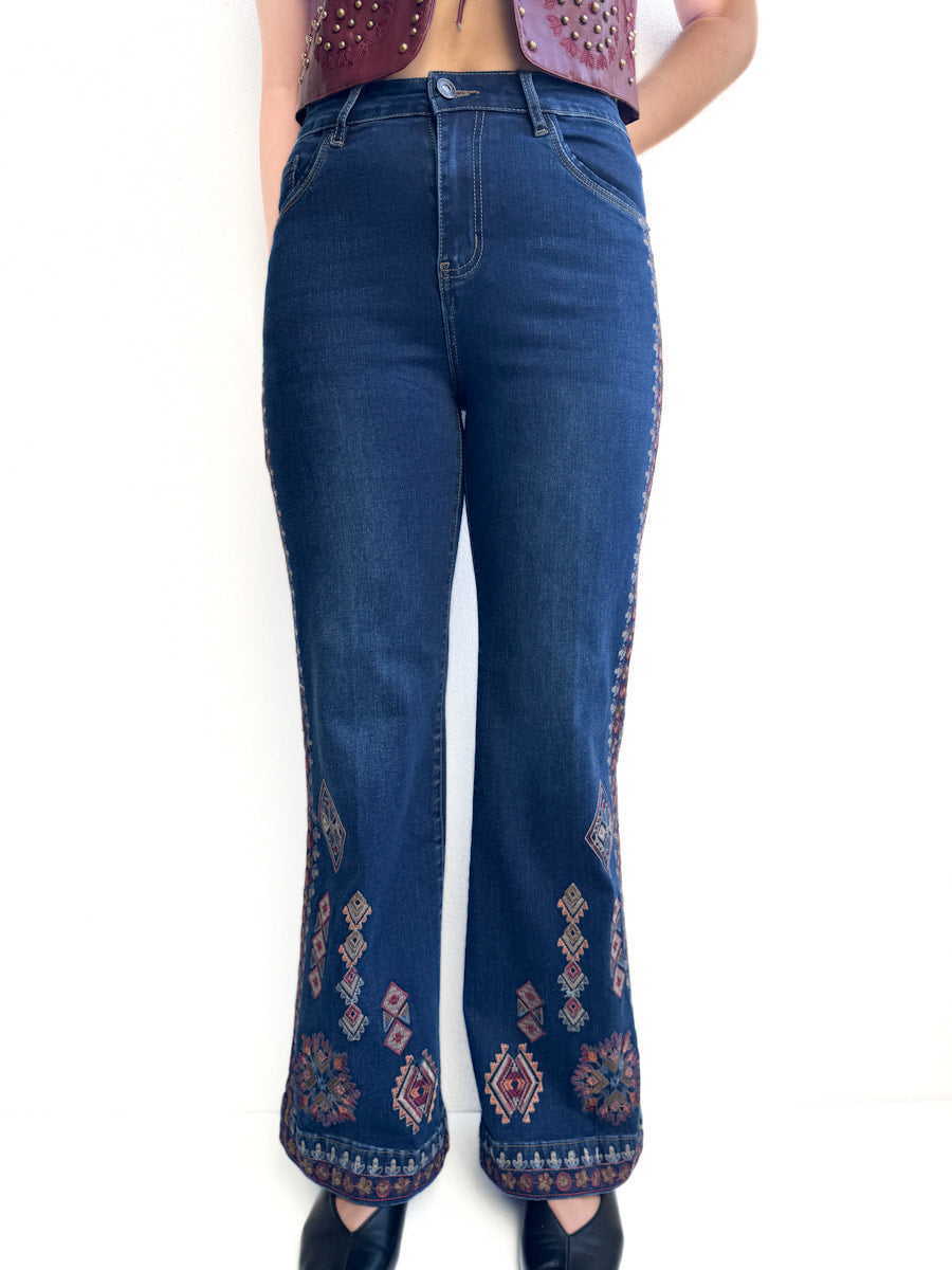 Bordado étnico en pantalones vaqueros Azul