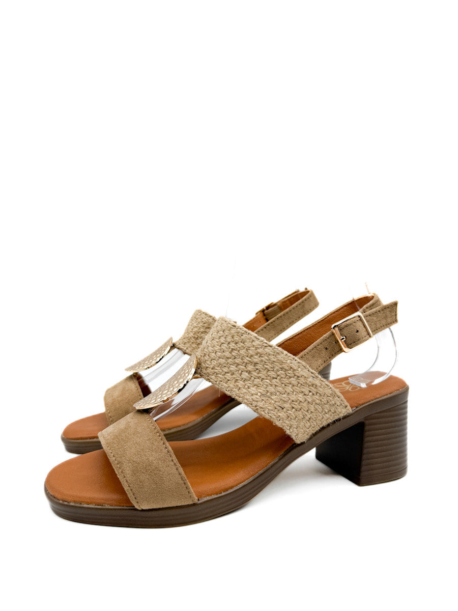 Sandalias de Tacón con Texturas y Detalle Metálico