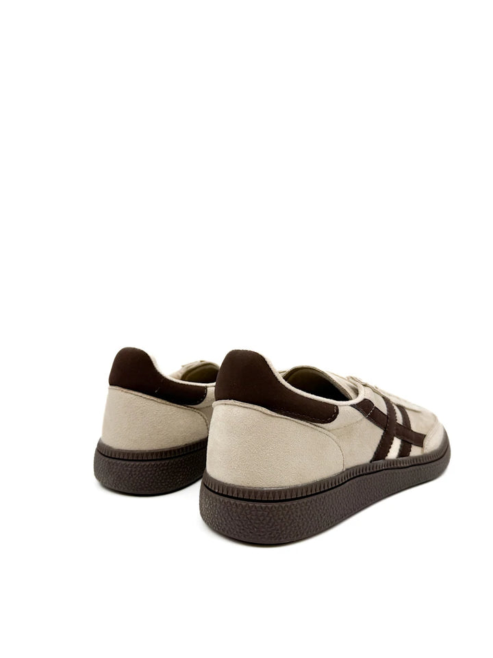 Zapatillas Casual de Antelina Estilo Retro Urbano - Nueva Colección