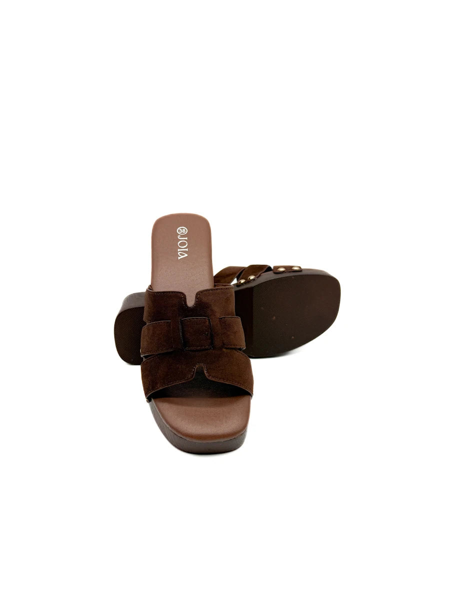 Sandalias de Plataforma Estilo Zueco con Tachuelas y Antelina