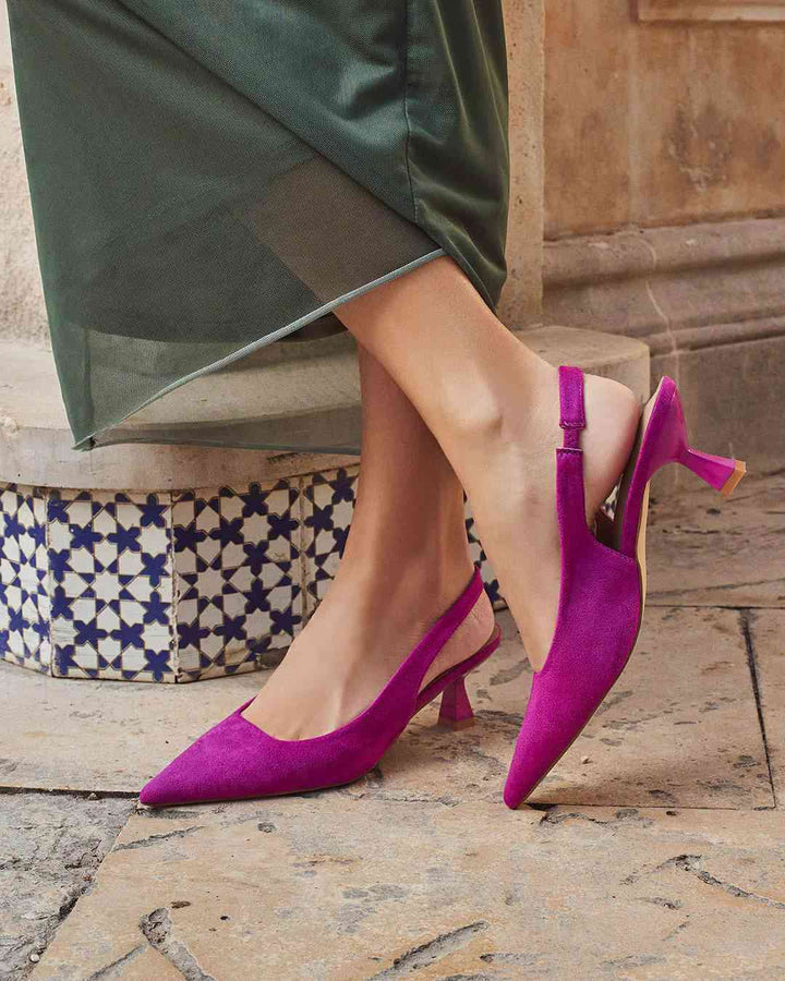Salón Destalonado Tacón Bajo Fucsia Antelina