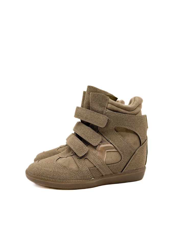Zapatillas con Cuña Interna y Velcro en Antelina
