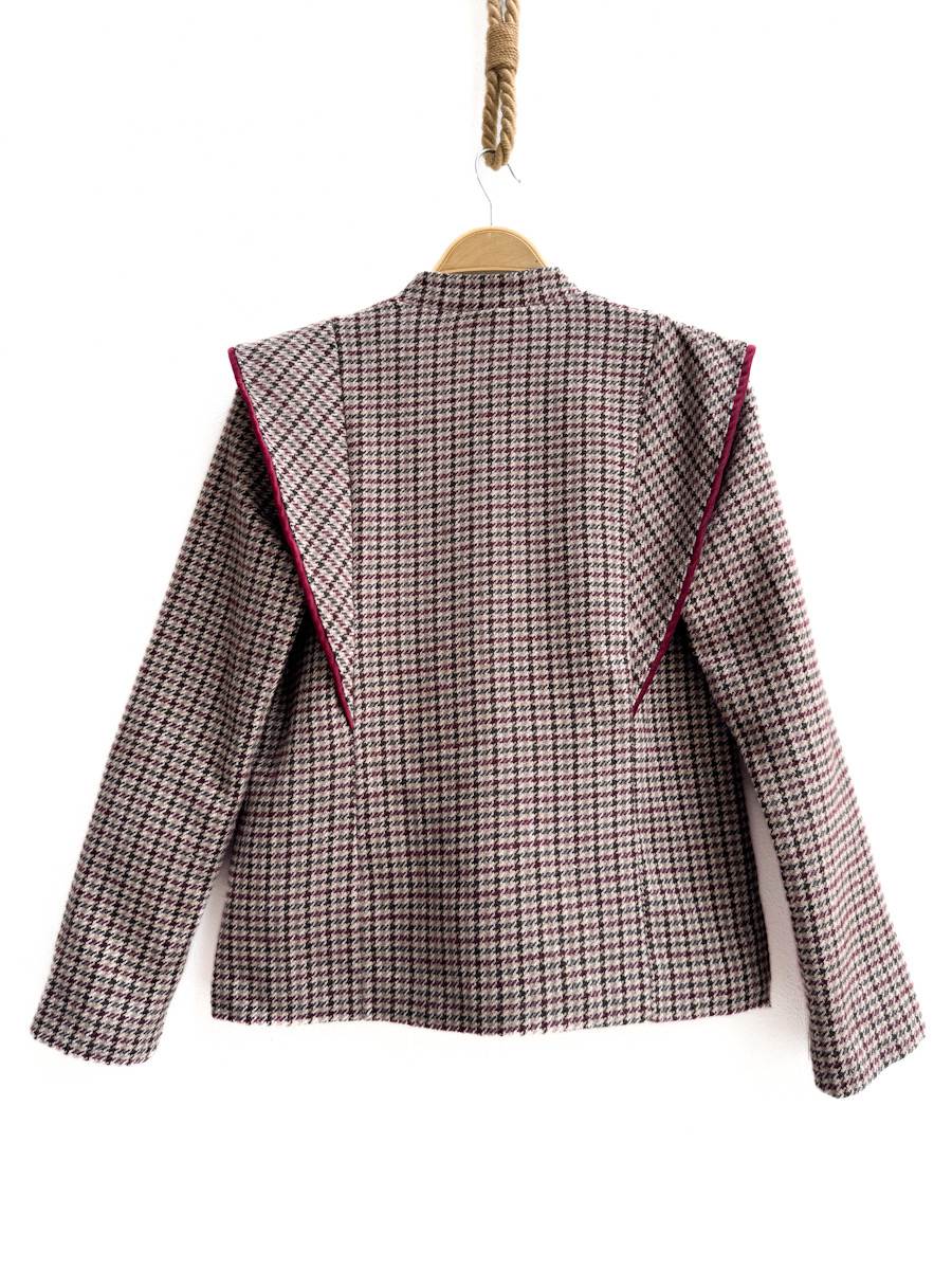 Chaqueta Cuadro Príncipe de Gales con Detalle en Contraste