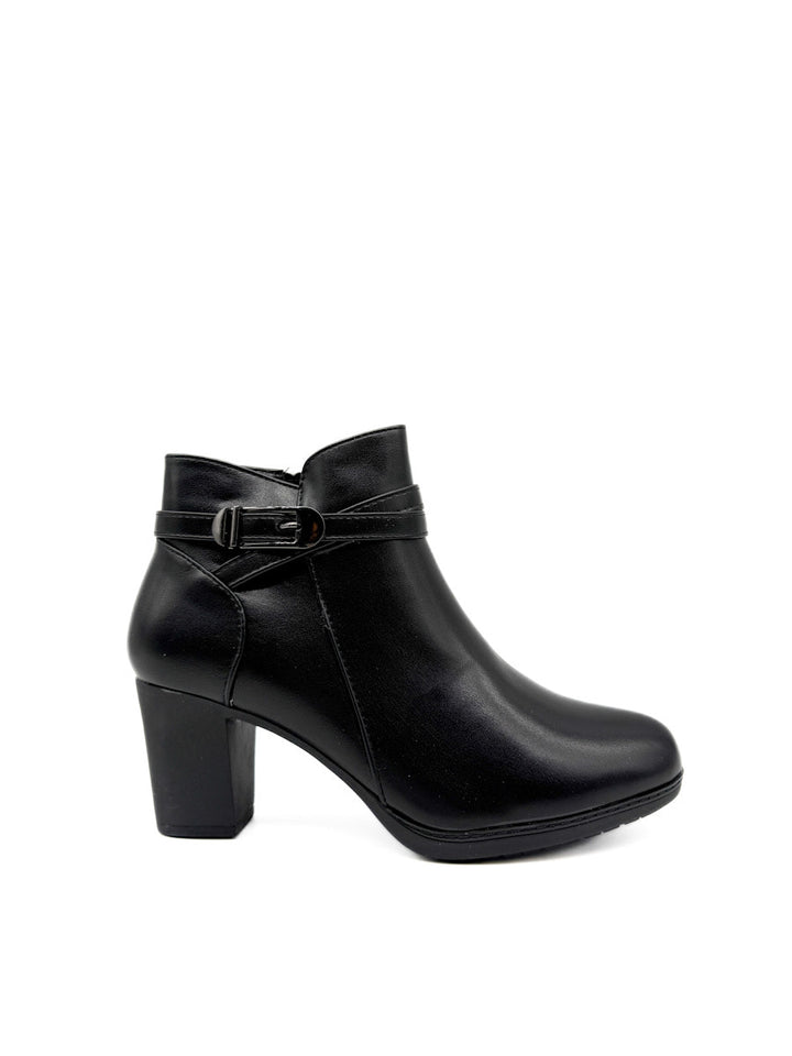 Botines con Hebilla Cruzada y Tacón Grueso: Elegancia y Comodidad en Cada Paso Negro