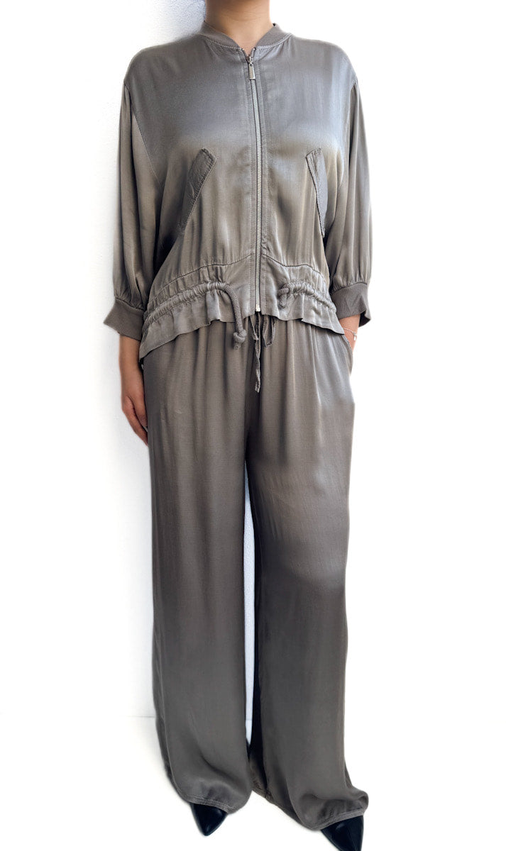 Pantalón recto satinado