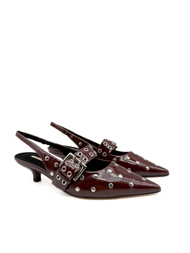 Zapatos de Tacón Bajo Estilo destalonado con Tachuelas Corina M5772