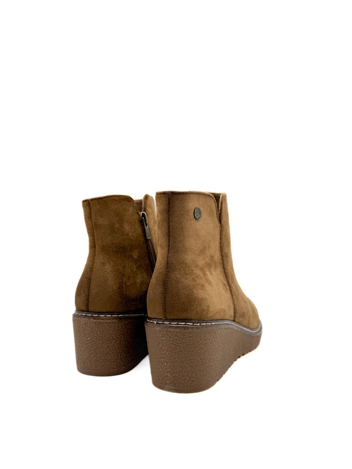 Botines de Cuña para Mujer en Antelina con Cremallera Lateral y Suela de Goma