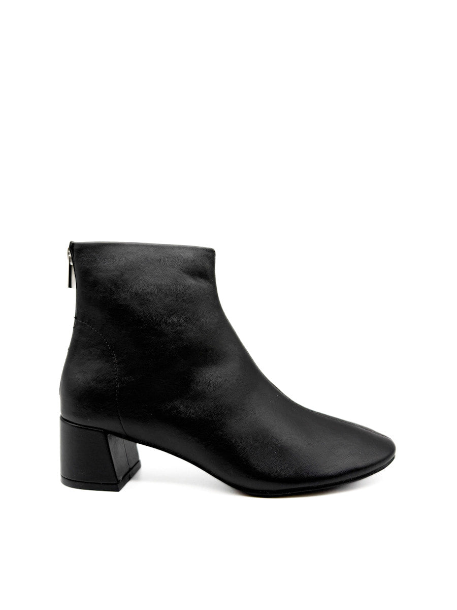 Botines de Tobillo con Tacón Cuadrado  Corina  M5870
