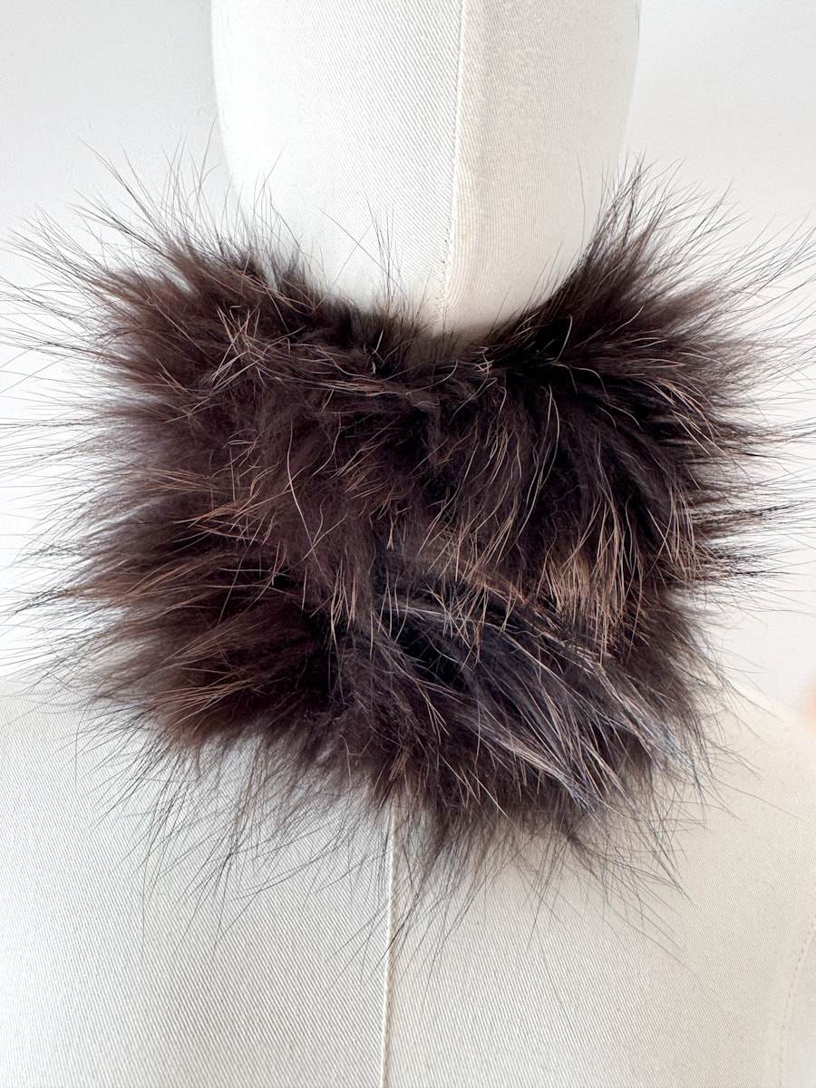 Cuello de piel natural de zorro – Elegancia y lujo para tus looks de invierno