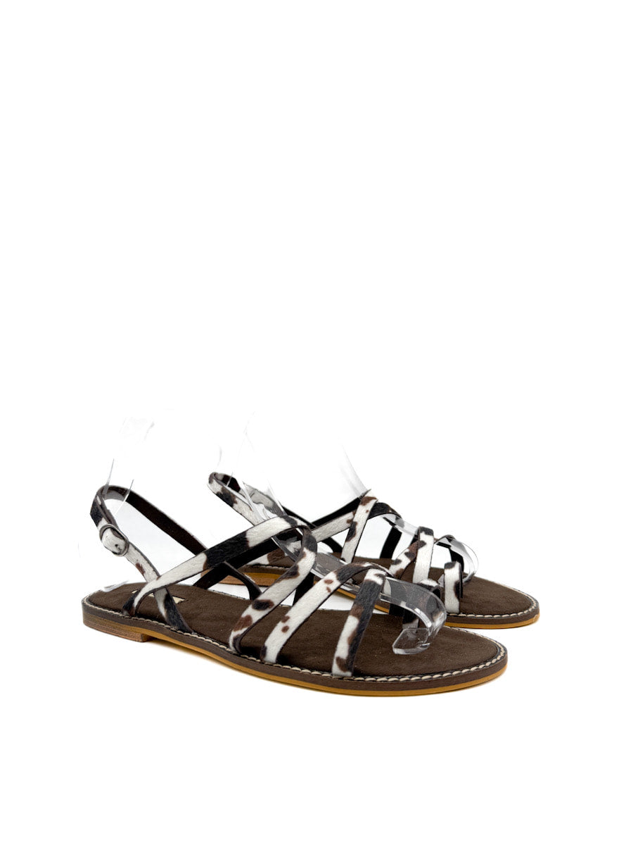 Sandalia Plana con Estampado de Vaca