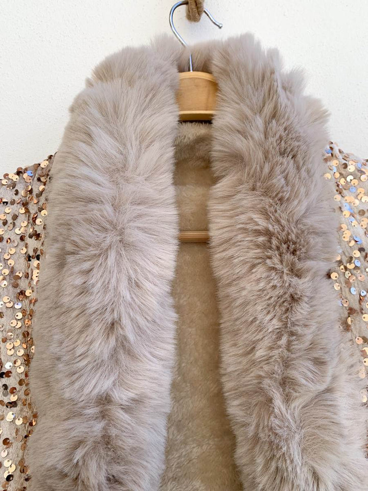 Capa 2350 Con Lentejuelas