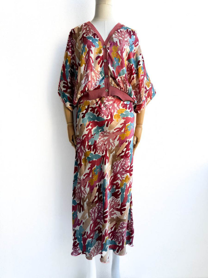 Bomber y Falda Satinadas