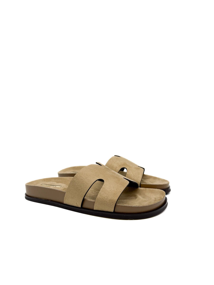 Sandalias Pala Corina en Antelina con Diseño Troquelado