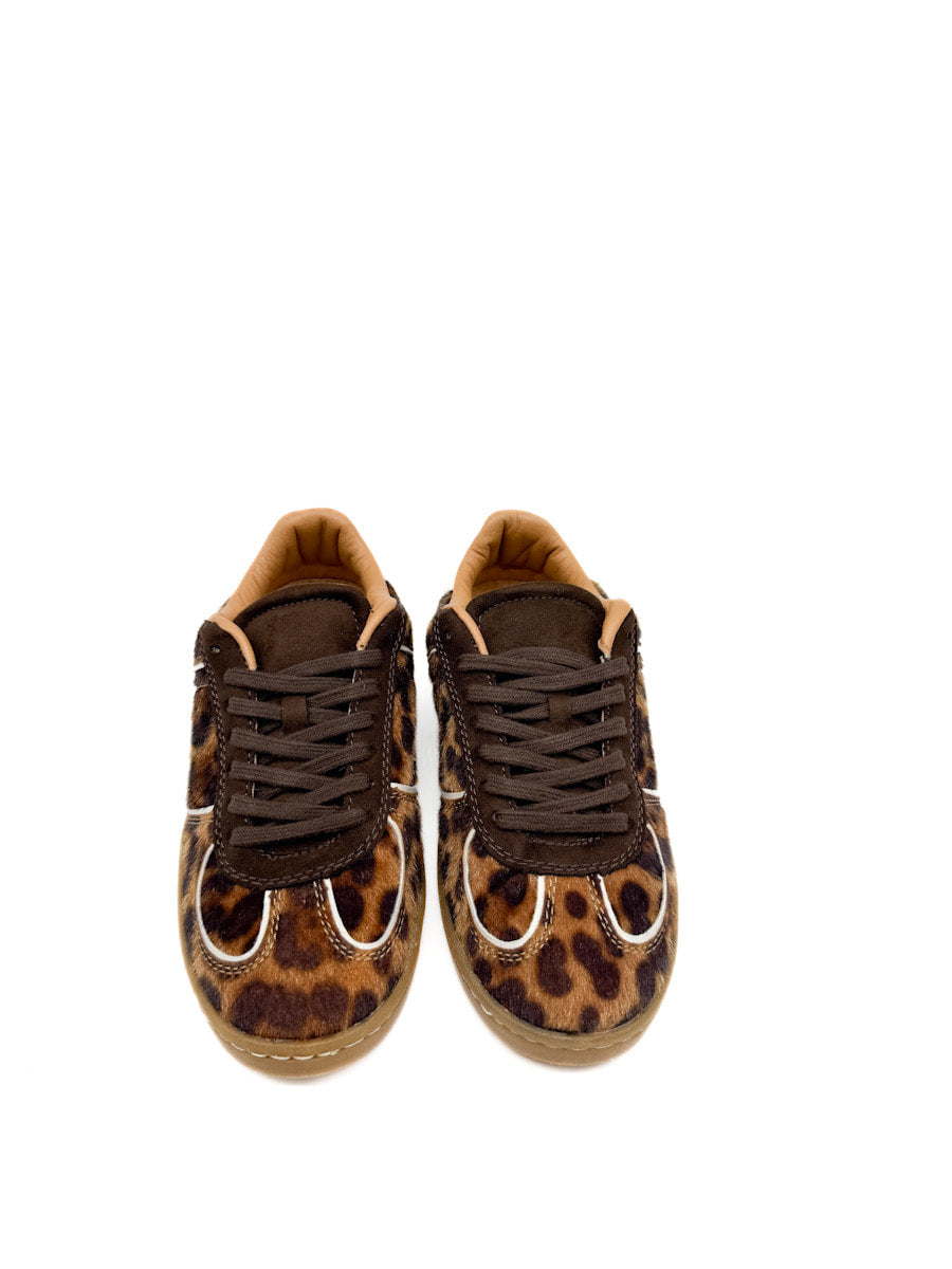 Zapatillas de Diseño Clásico con Estilo Moderno Corina M5525
