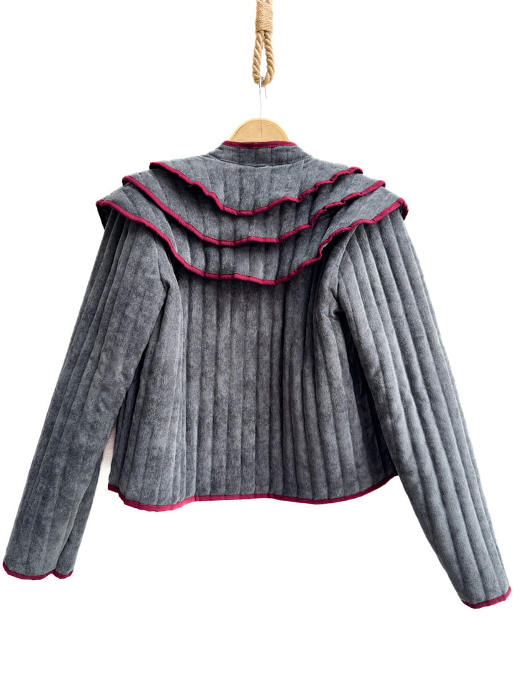 Chaqueta Acolchada con Diseño Escalonado en el Hombro