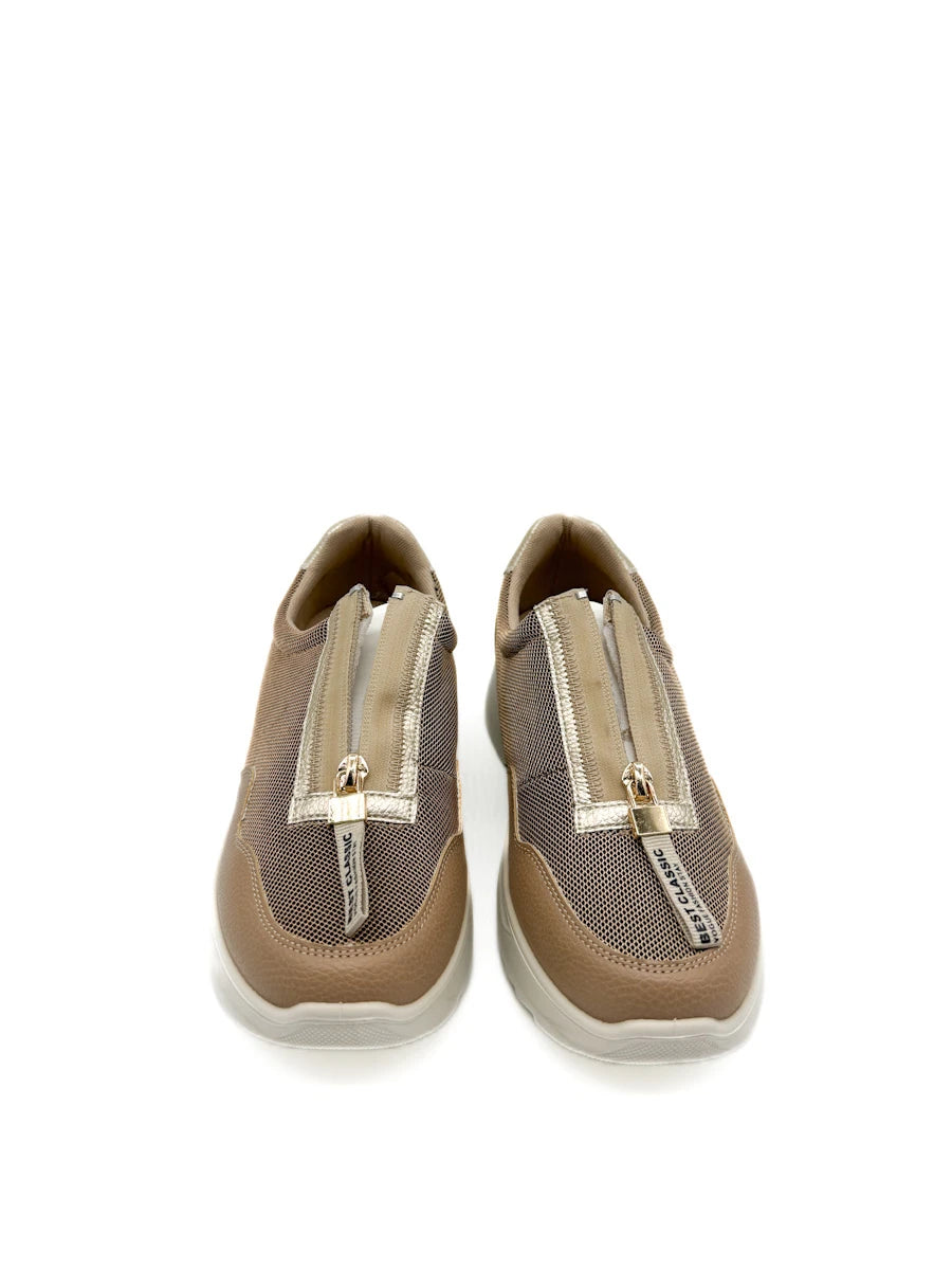 Zapatilla Siena - Deportiva Camel con Cremallera Dorada y Plataforma