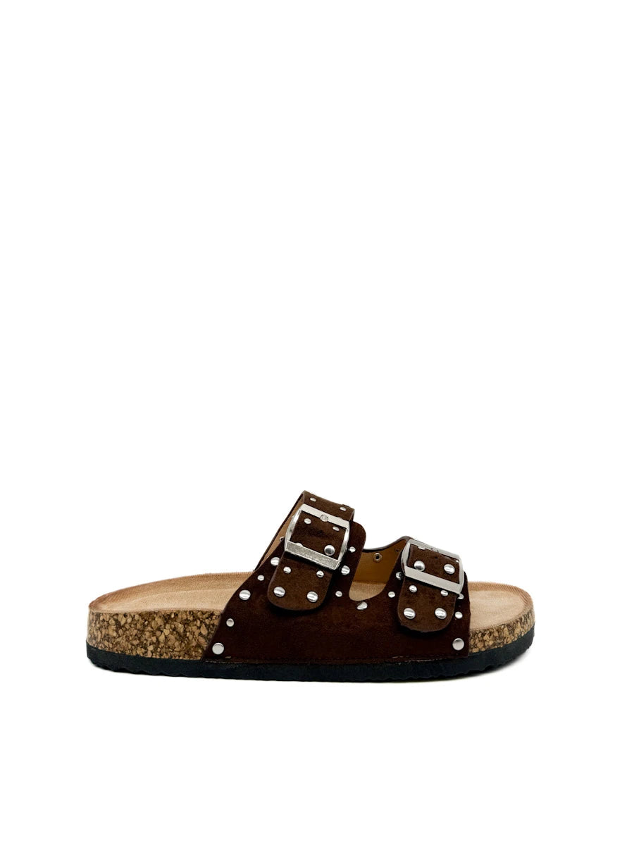 Sandalia Bio con Tachuelas y Doble Hebilla - Colección Urban Suede