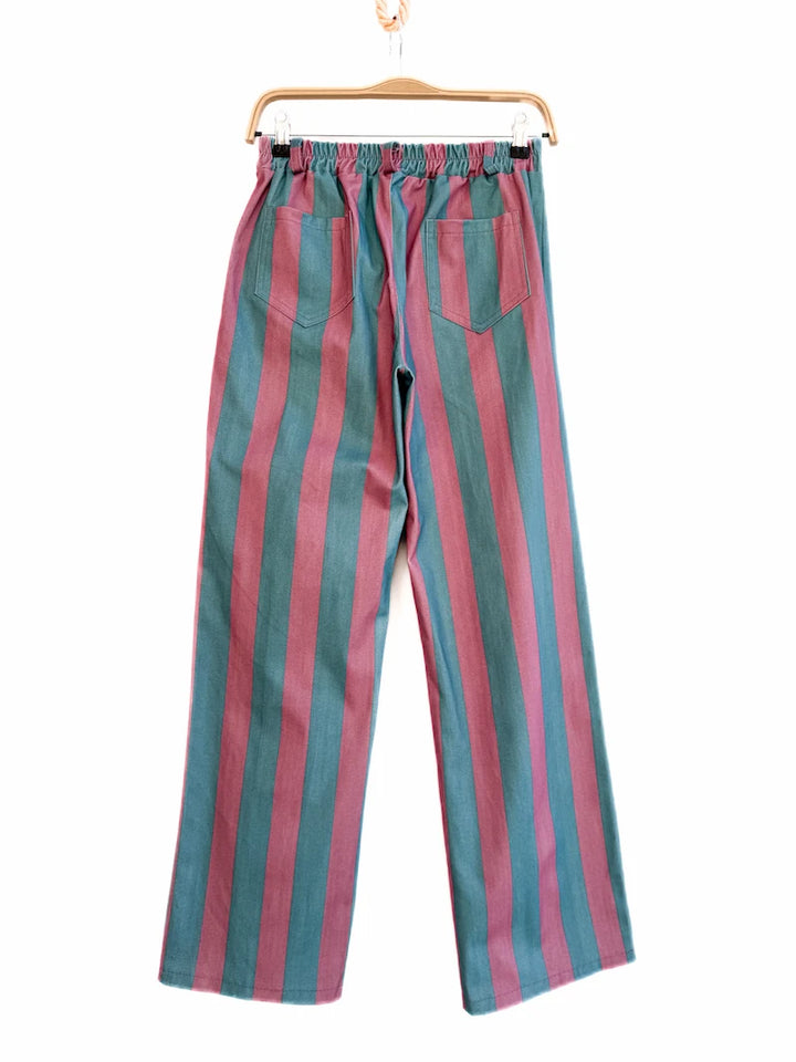 Conjunto de Blusa y Pantalón de Rayas con Volantes-Venta por Separado