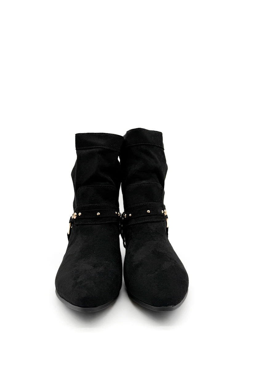Botines Camperos de Ante con Arandela Metálica y Tachuelas
