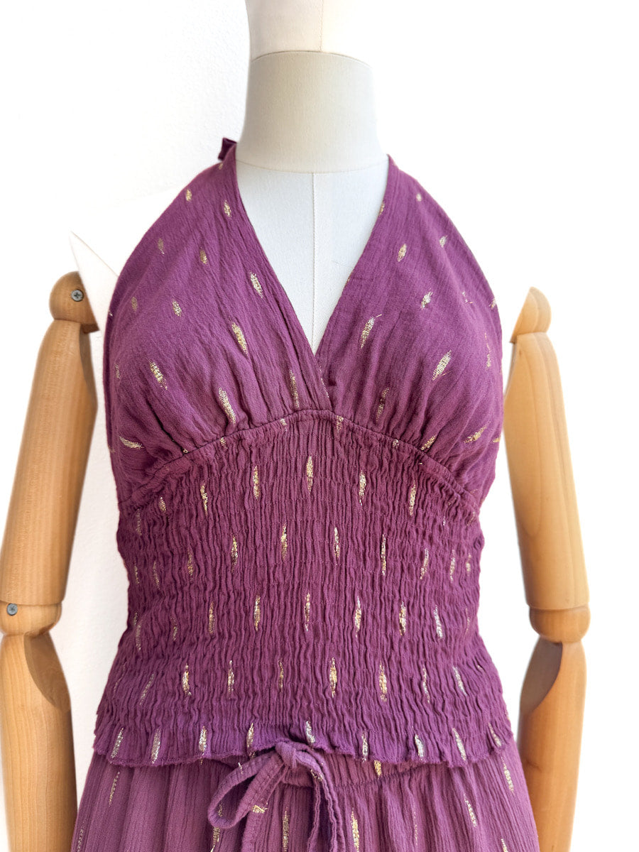 Conjunto halter de top smock y falda pantalón con detalles dorados Top Buganvia única