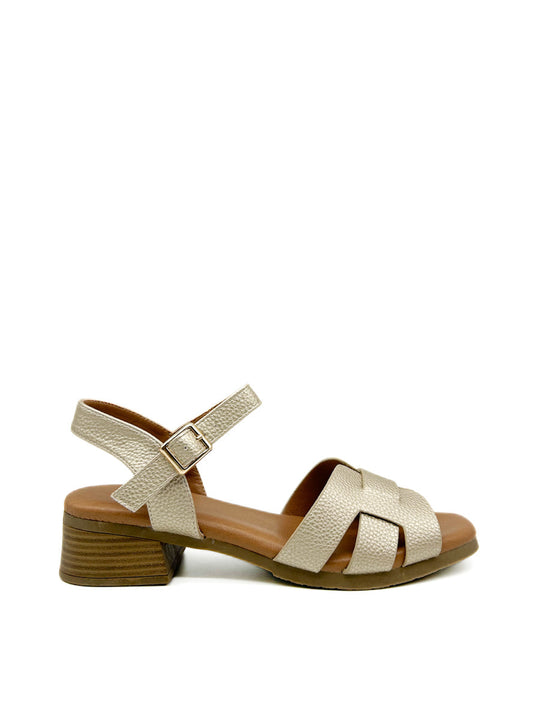 Sandalias de tacón bajo tiras entrelazadas Oro
