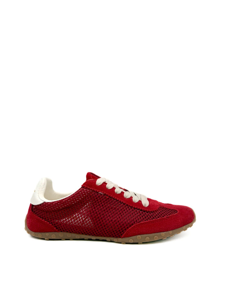 Zapatillas Corina de malla transpirable y ante con suela de tacos.