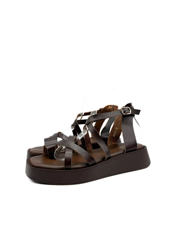 Sandalias de Plataforma con Tiras Entrelazadas y Hebilla