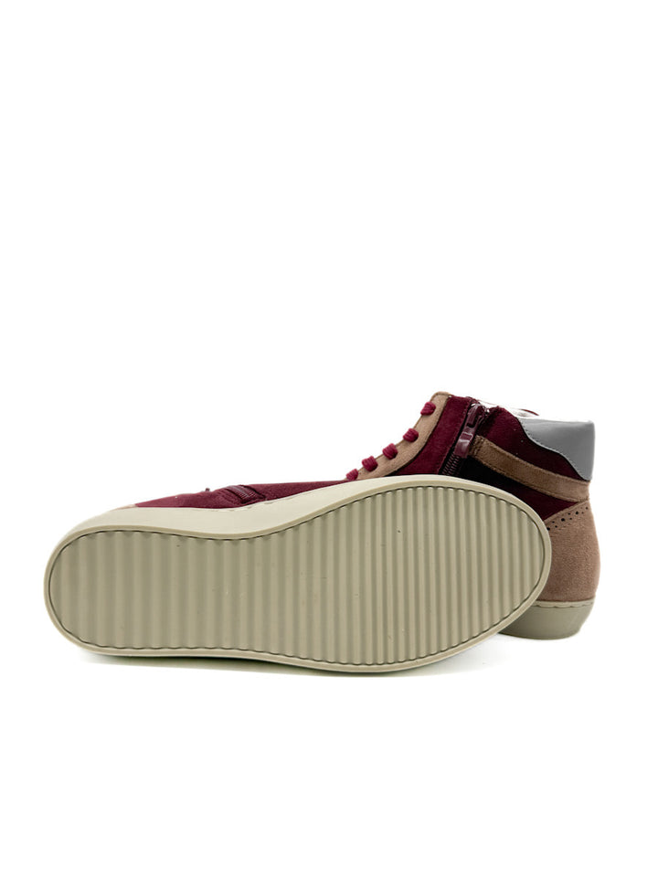 Zapatillas Urbanas de Media Caña con Detalle de Flama