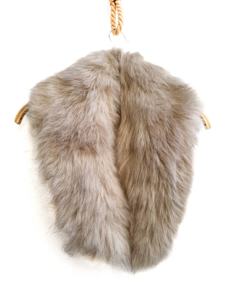 Cuello de Pelo Sintético