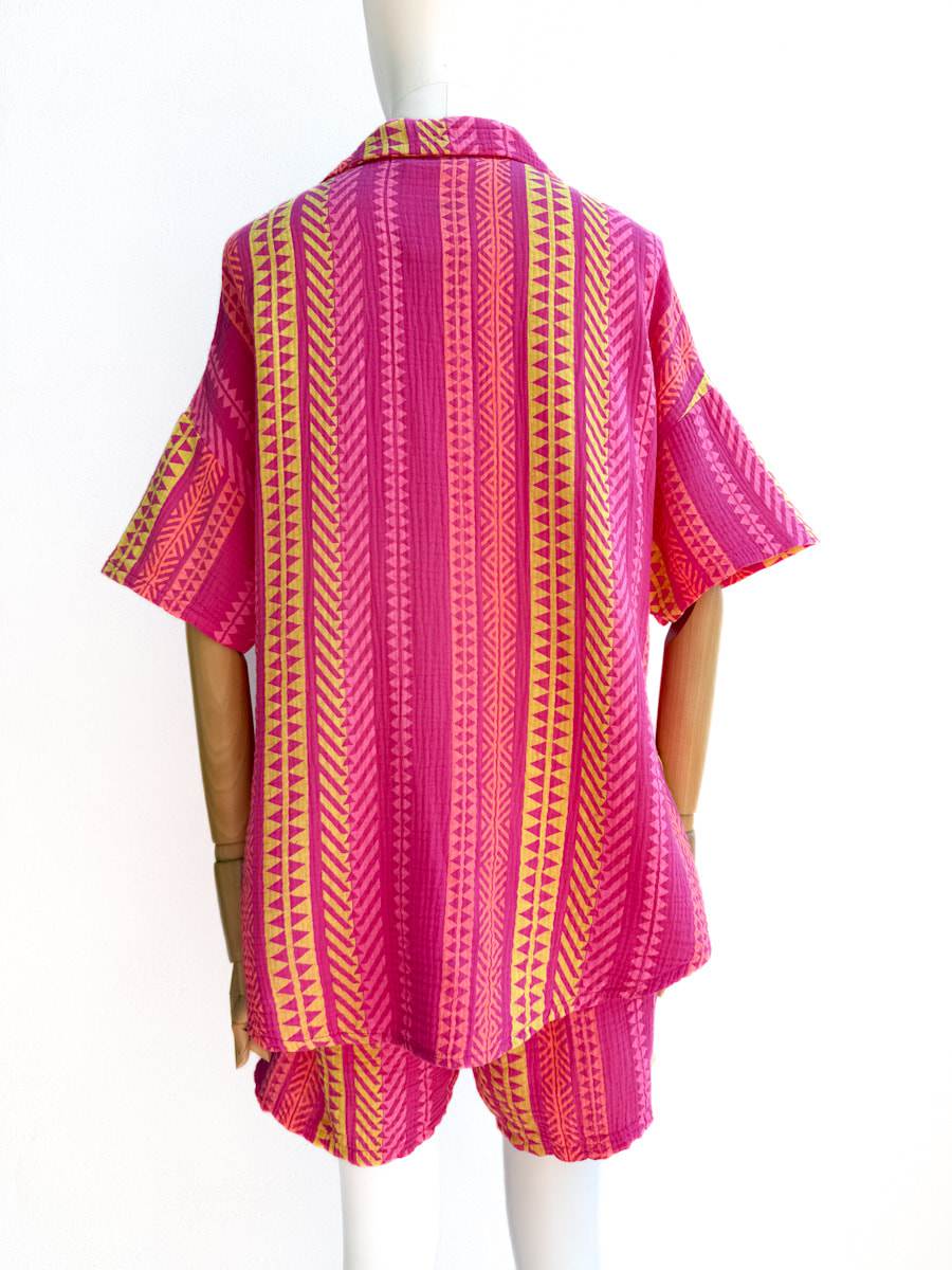 Conjunto Camisa + Short Estilo Étnico – Comodidad y Color para tu Verano