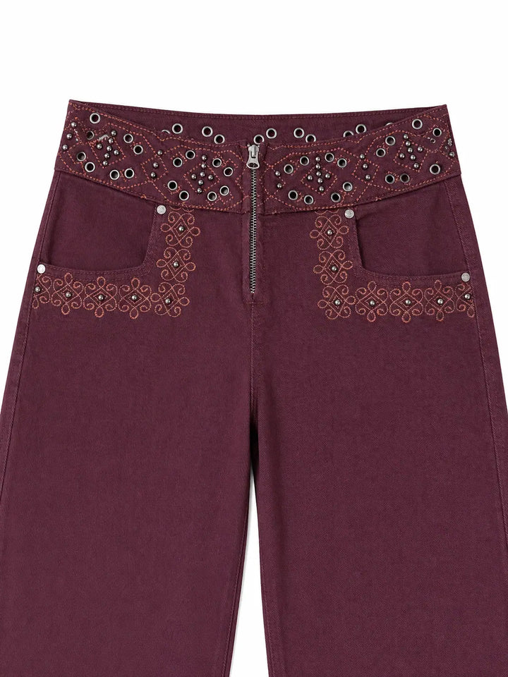 Jeans Rectos de Cintura Medio con Remaches y Bordados