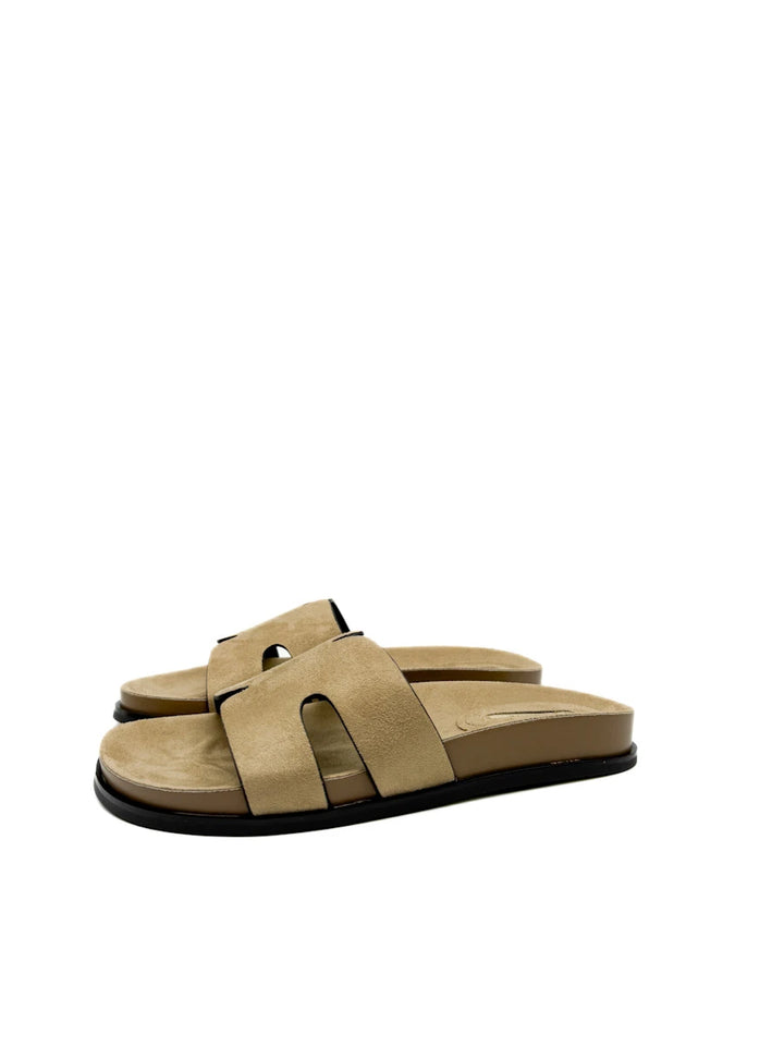 Sandalias Pala Corina en Antelina con Diseño Troquelado
