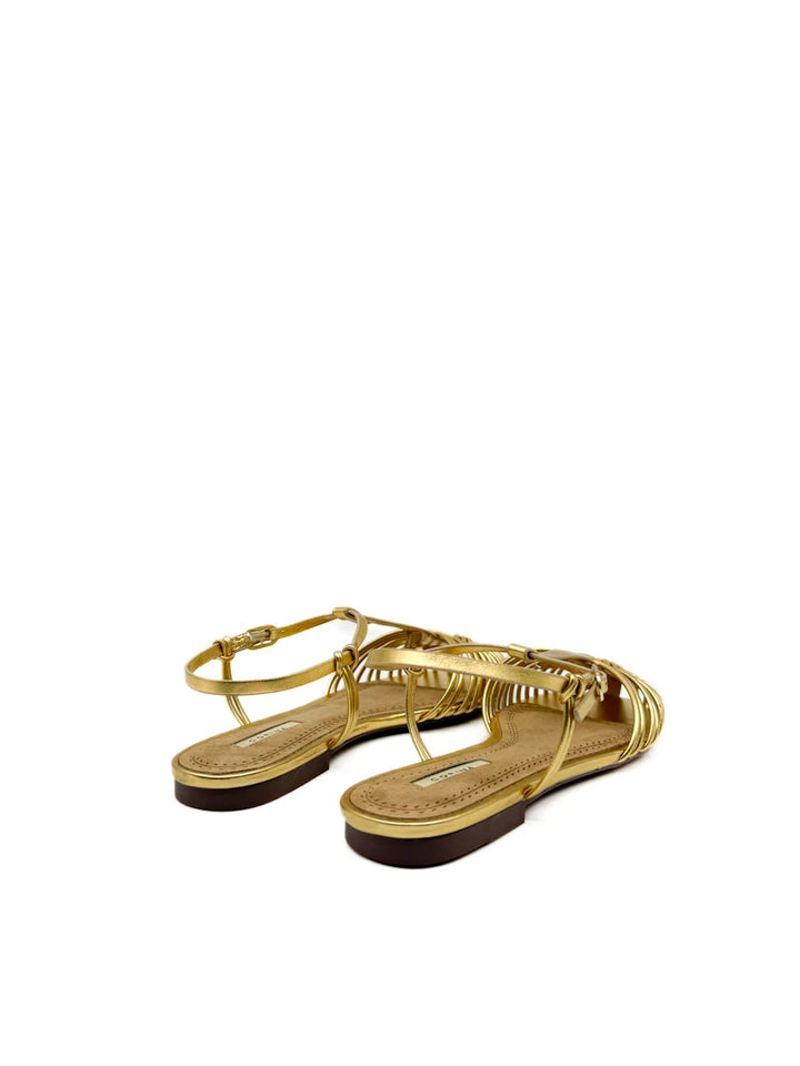 Sandalias Planas Estilo Cangrejeras Corina con Tiras Entrelazadas y Cierre de Hebilla