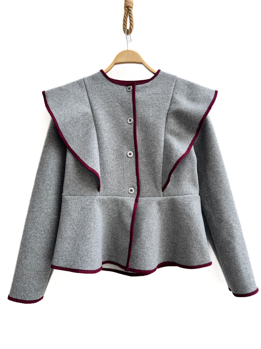 Chaqueta de paño con volante frontal y ribete en contraste Gris Claro única