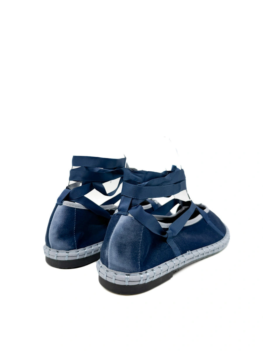 Bailarinas de Terciopelo con Cintas Cruzadas - Elegancia Artesanal