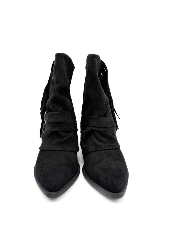Botines con Flecos y Correas con Hebillas