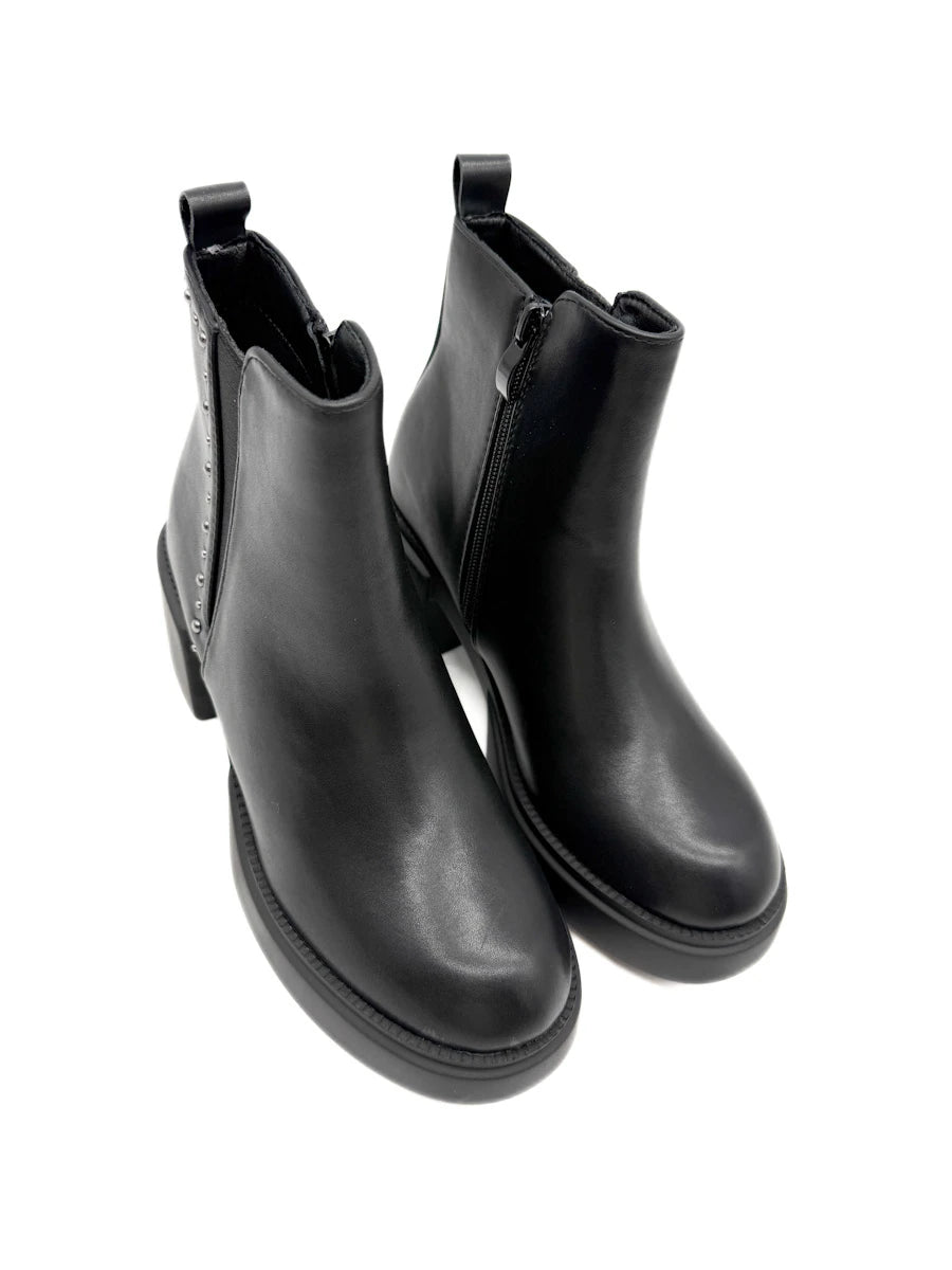 Botines Negro con Tacón Ancho, Plataforma y Tachuela