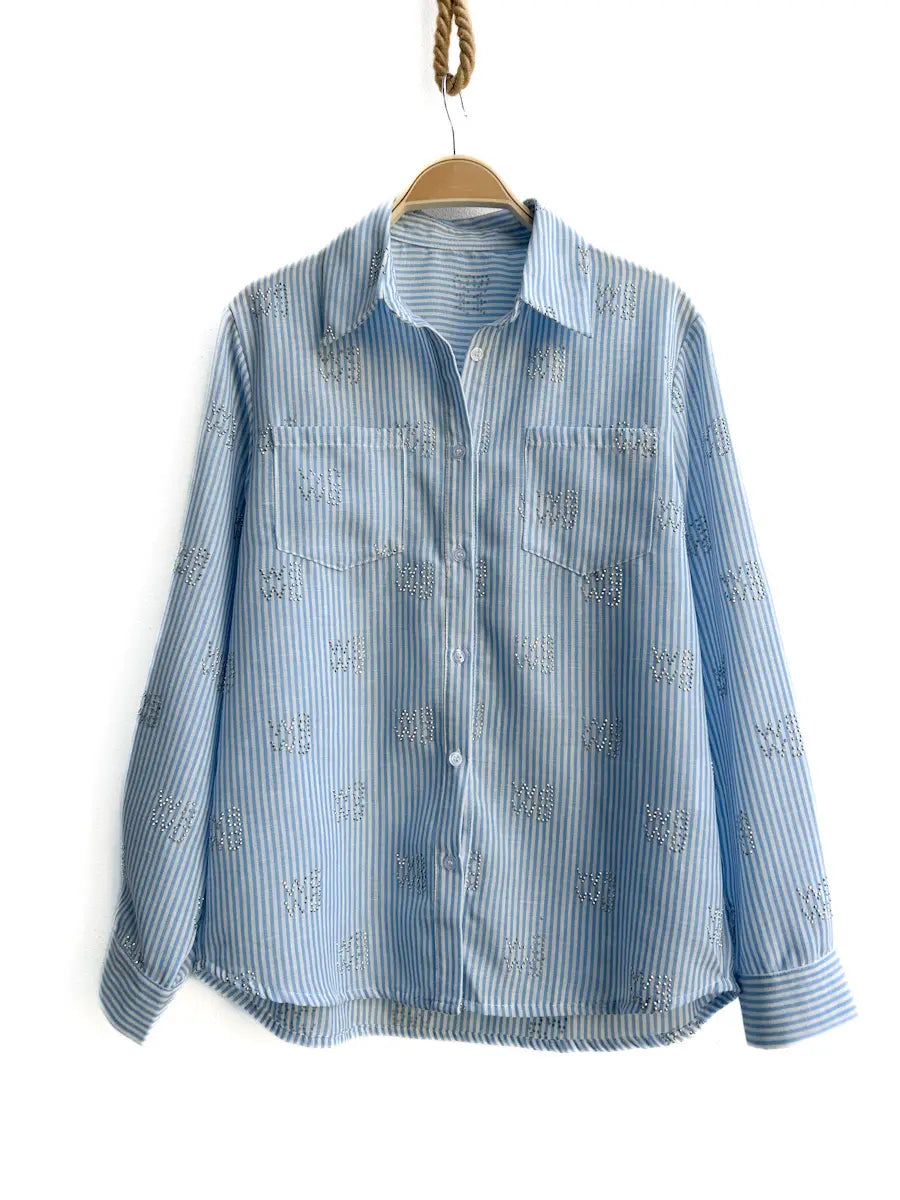 Camisa Celeste de Rayas con Detalles Bordados Brillantes Azul