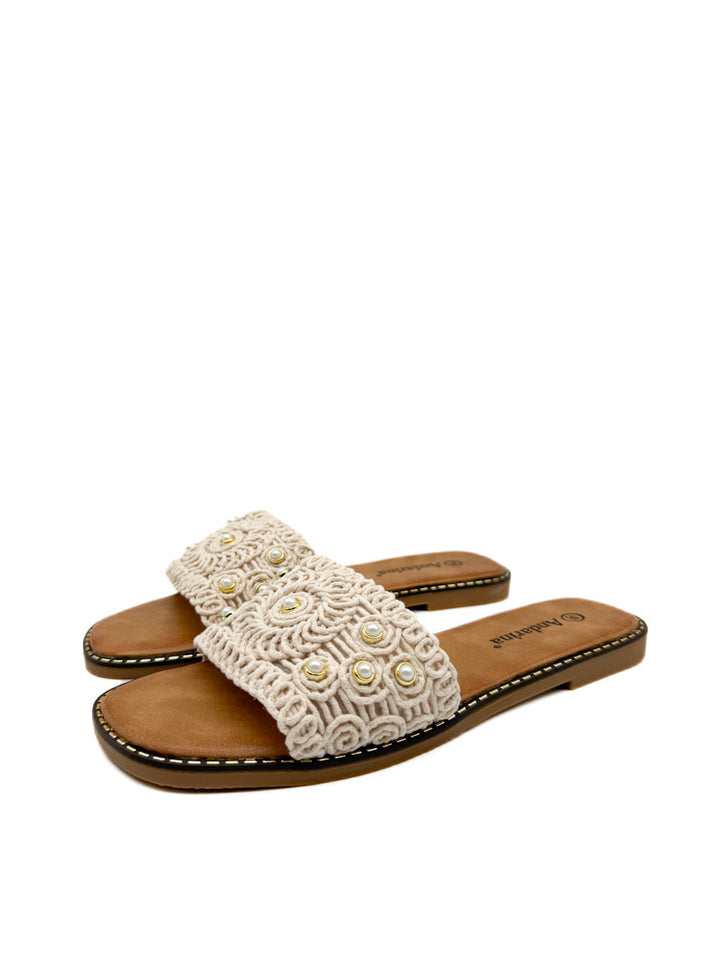 Sandalia Plana Crochet con Perlas