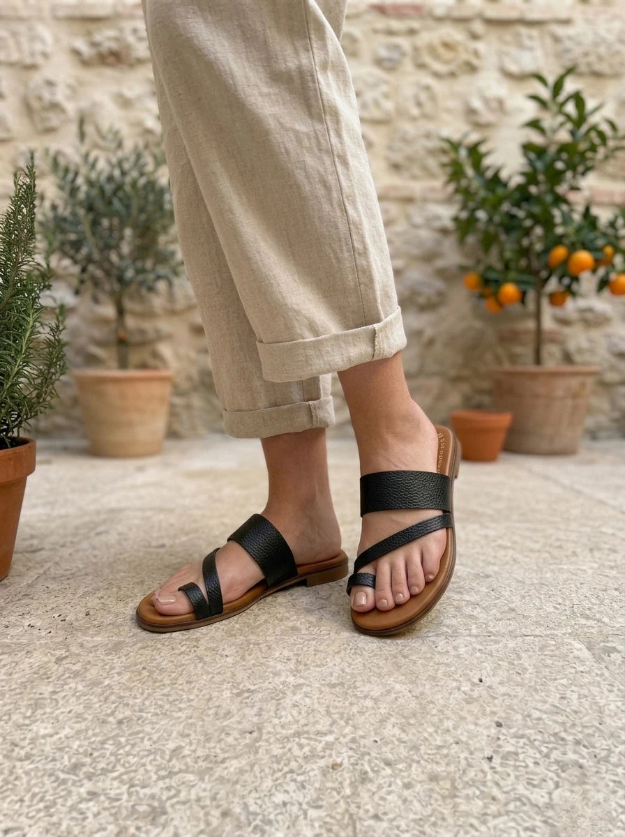 Sandalias de Cuero con Tira de Dedo y Plantilla de Gel - Artesanía Española
