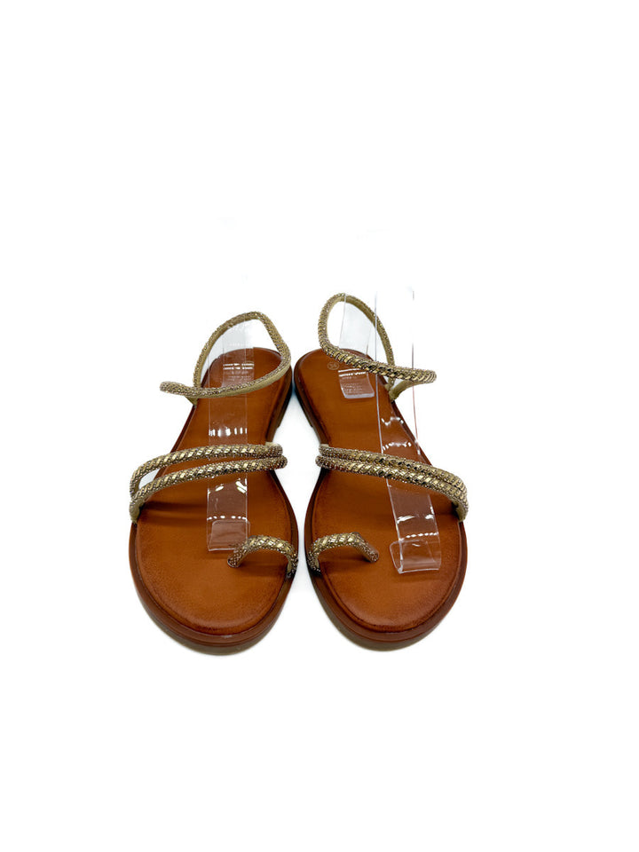 Sandalias Planas de Pedrería: Estilo y Brillo