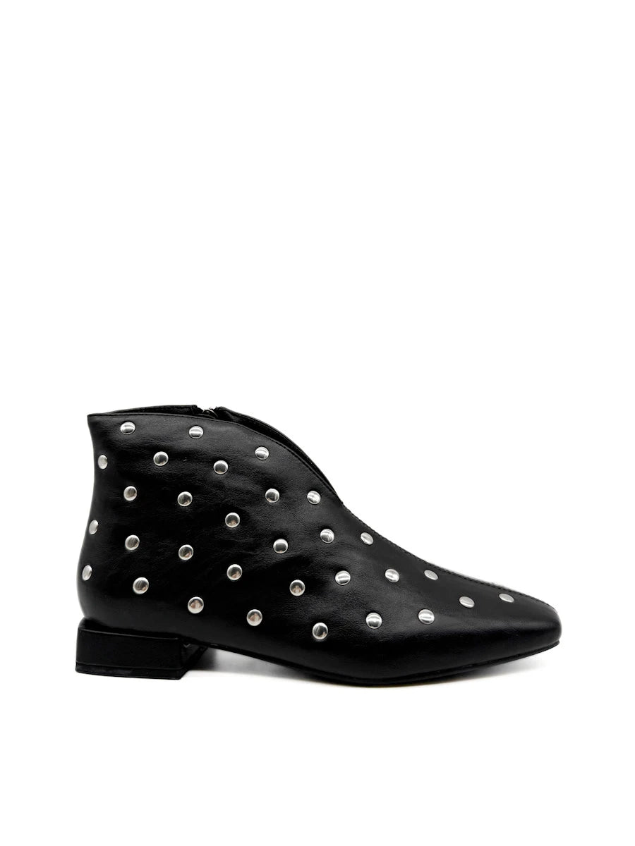Botines Bajos de Mujer con Tachuelas y Puntera Cuadrada