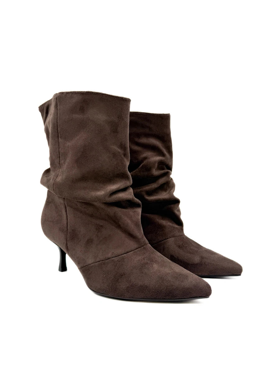Botines Arrugados de Antelina para Mujer con Tacón Fino y Puntera Afilada