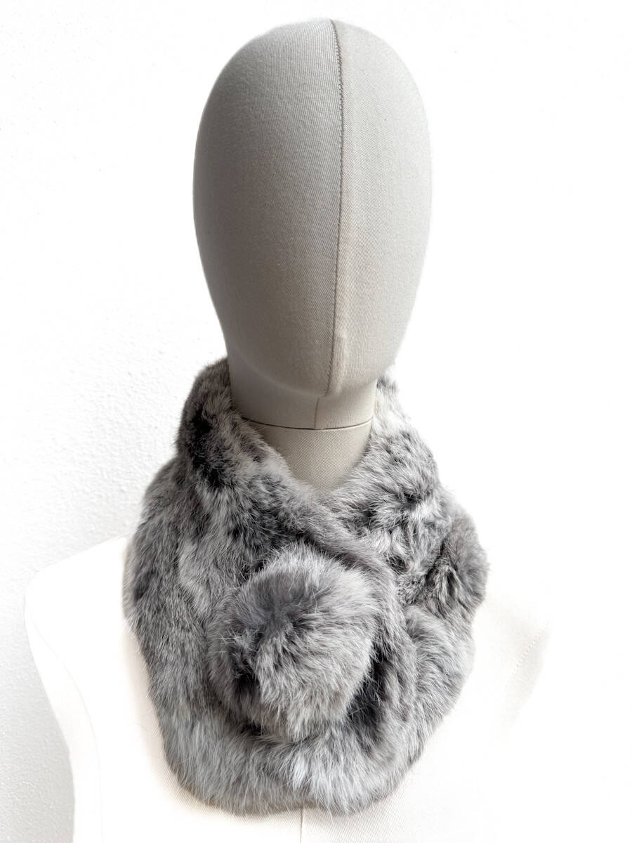 Cuello de Pelo Natural – Suavidad, Calidez y Elegancia