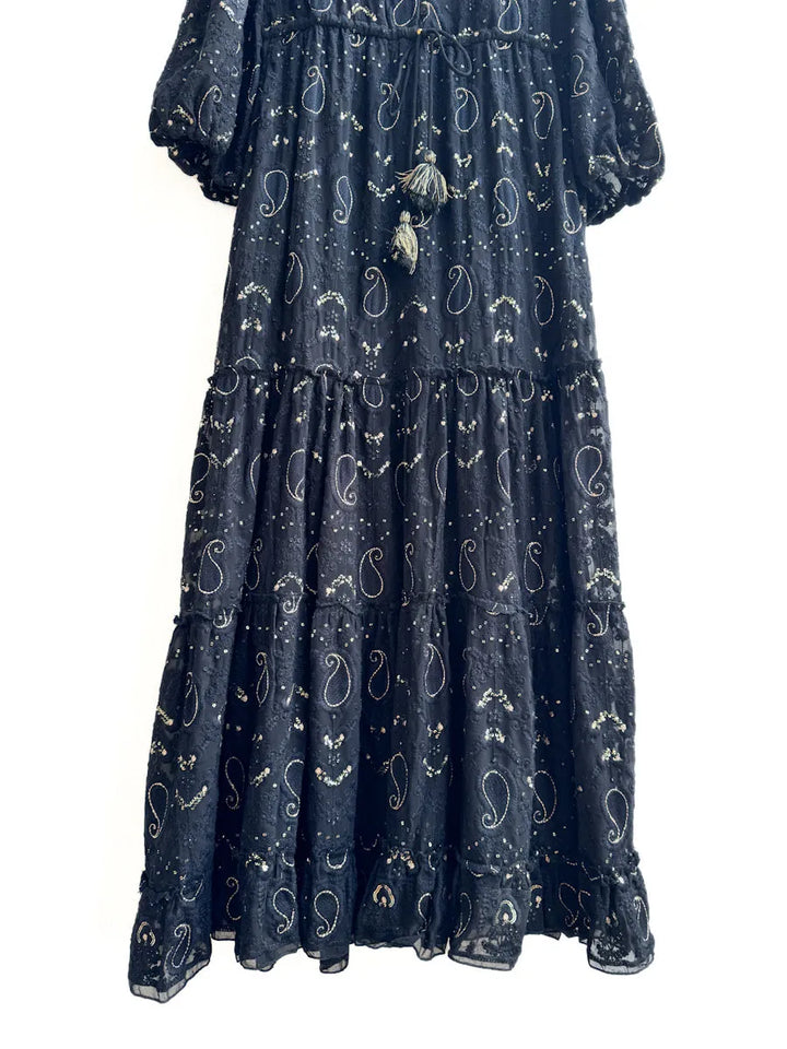 Vestido Largo Bohemio Bordado con Cordón Ajustable