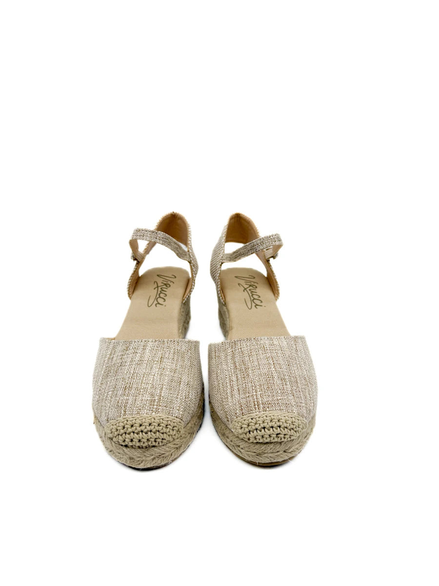 Alpargatas de Cuña con Textura de Tela y Puntera de Croché Artesanal