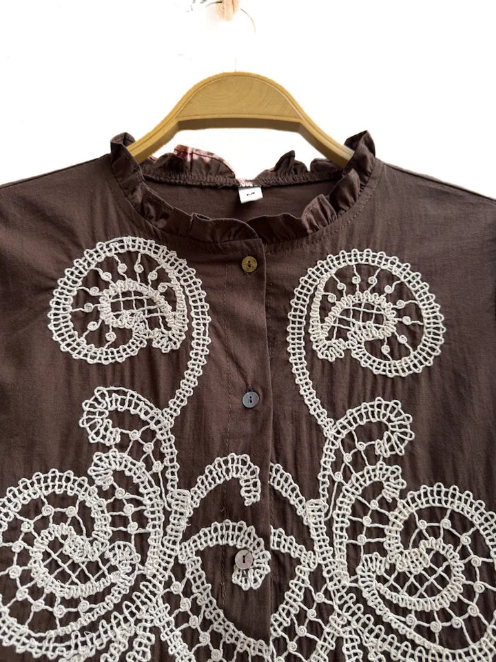 Blusa Bordada de Estilo Artesanal