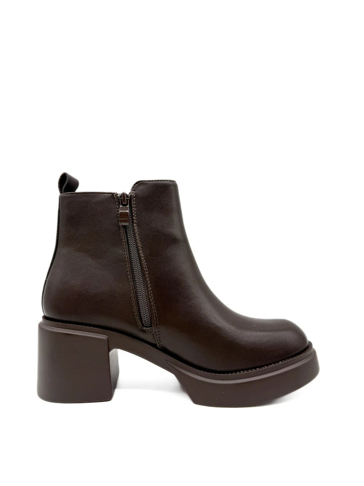 Botines  con Tacón Ancho, Plataforma y Tachuela